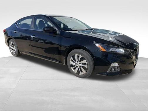 2022 Nissan Altima S FWD