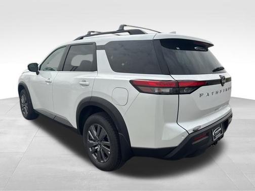 2025 Nissan Pathfinder SV FWD