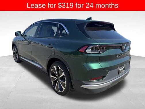 2025 VinFast VF 8 Plus