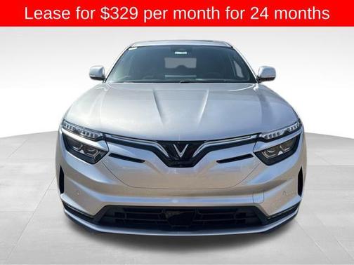 2025 VinFast VF 8 Plus