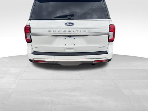 2022 Ford Expedition Max XLT