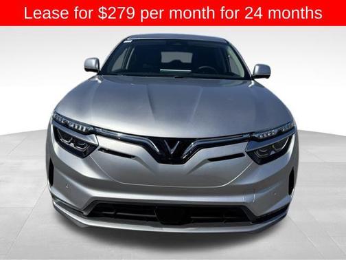2025 VinFast VF 8 Eco