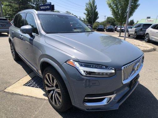2022 Volvo XC90 T6 Inscription 7 Passenger