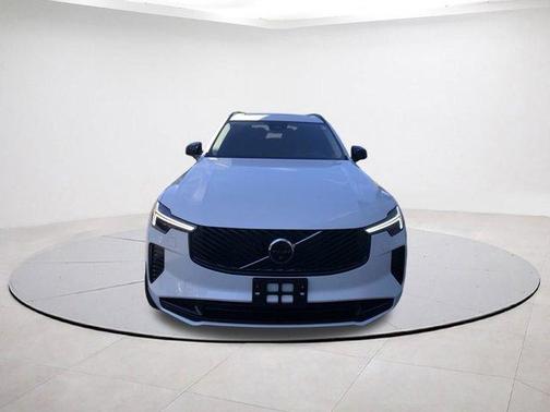 2026 Volvo XC90 B6 Ultra Dark Theme 7-Seater