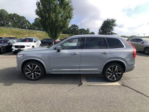 2024 Volvo XC90 B6 Plus Bright Theme 7-Seater
