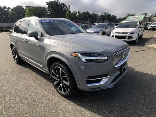 2024 Volvo XC90 B6 Plus Bright Theme 7-Seater