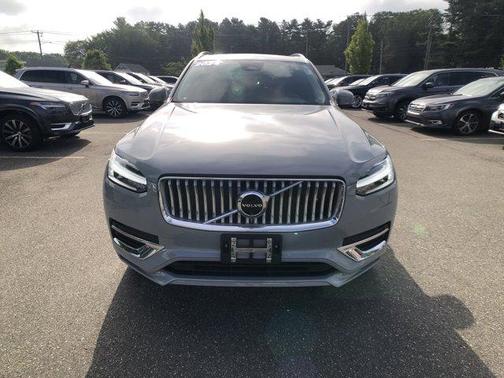 2024 Volvo XC90 B6 Plus Bright Theme 7-Seater