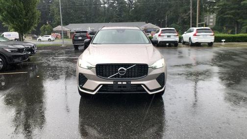 2025 Volvo XC60 Plug-In Hybrid T8 Plus