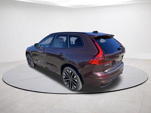 2026 Volvo XC60 B5 Ultra