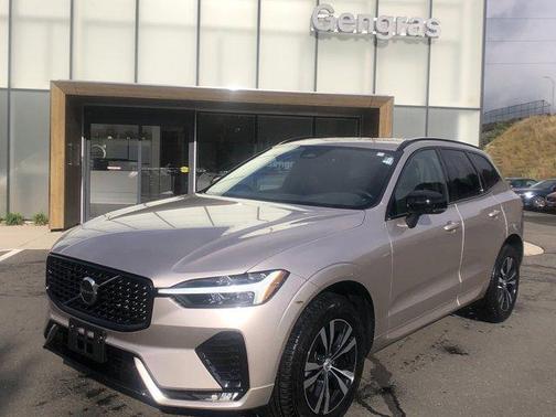 2025 Volvo XC60 B5 Core