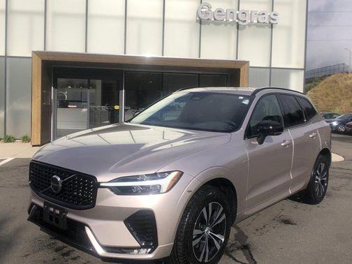 2025 Volvo XC60 B5 Core