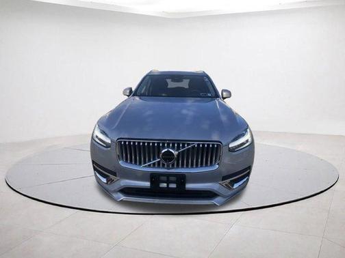 2024 Volvo XC90 B5 Plus Bright Theme