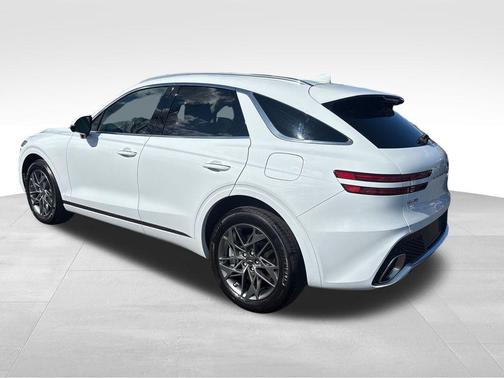 Alta White 2024 Genesis GV70 2.5T