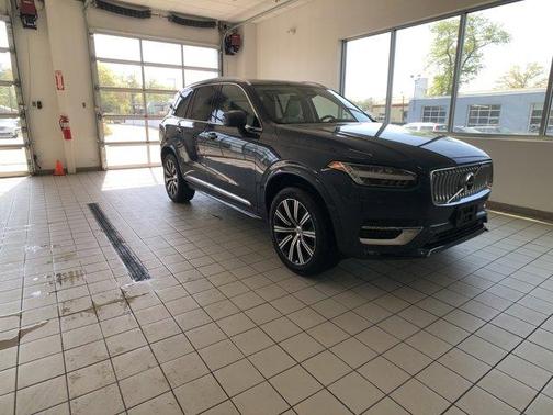 2024 Volvo XC90 B5 Core Bright Theme