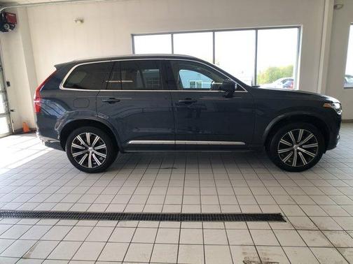2024 Volvo XC90 B5 Core Bright Theme