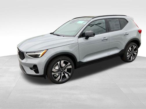 Gray Metallic 2026 Volvo XC40 B5 Plus