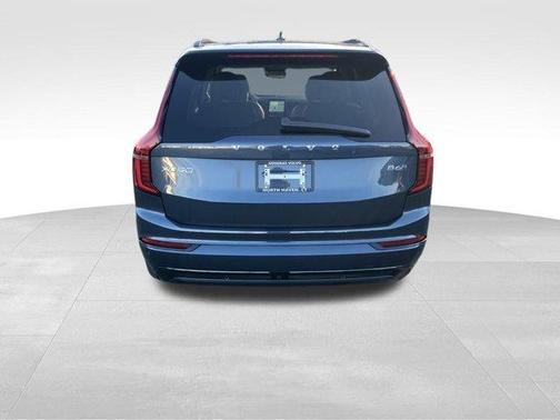 2026 Volvo XC90 B6 Ultra Dark Theme 6-Seater