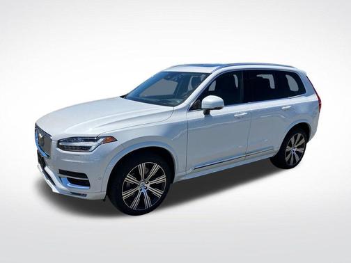 Crystal White Metallic 2024 Volvo XC90 B6 Ultimate Bright Theme 7-Seater