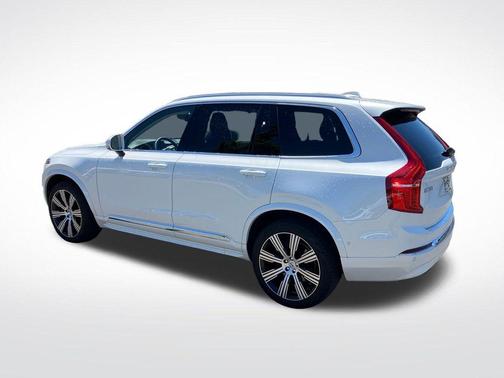 Crystal White Metallic 2024 Volvo XC90 B6 Ultimate Bright Theme 7-Seater