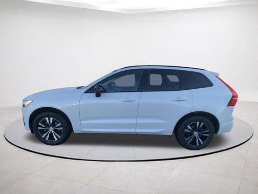 2025 Volvo XC60 B5 Core
