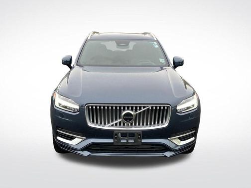Denim Blue Metallic 2023 Volvo XC90 Recharge Plug-In Hybrid T8 Ultimate Bright Theme 7-Seater