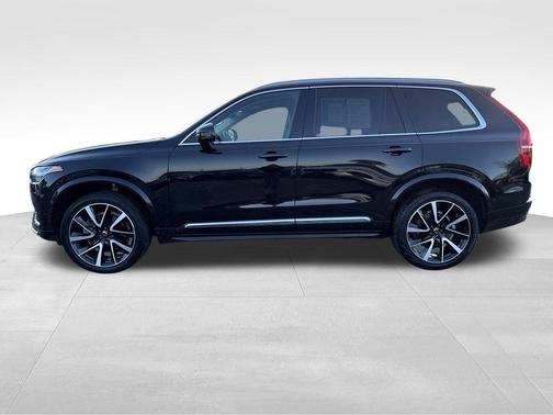 2023 Volvo XC90 B6 Plus 6-Seater