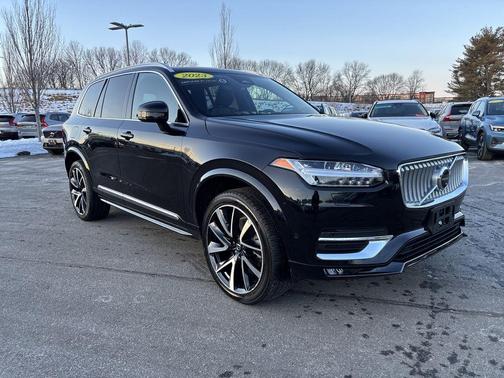 2023 Volvo XC90 B6 Plus 6-Seater