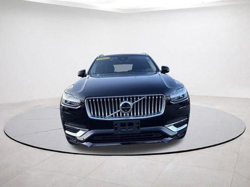 2023 Volvo XC90 B6 Plus 6-Seater