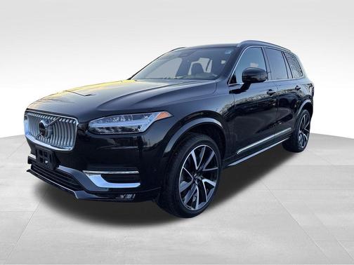 2023 Volvo XC90 B6 Plus 6-Seater