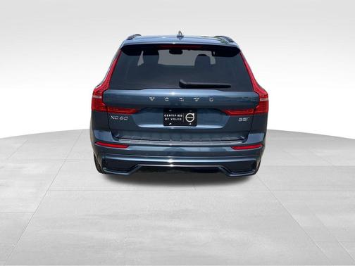 Denim Blue Metallic 2023 Volvo XC60 B5 Plus Dark Theme