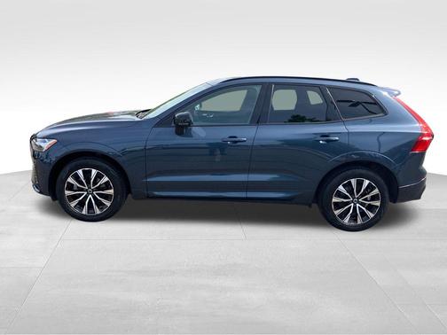 Denim Blue Metallic 2023 Volvo XC60 B5 Plus Dark Theme
