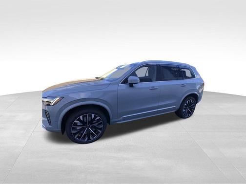 2026 Volvo XC90 B5 Plus 7-Seater