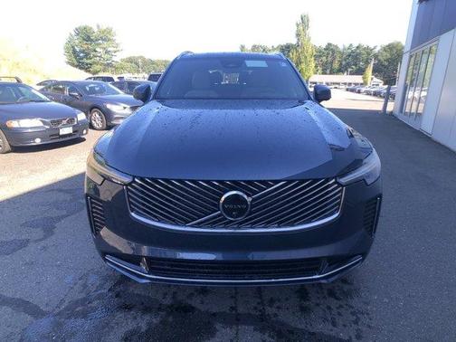 2026 Volvo XC90 B6 Ultra 7-Seater