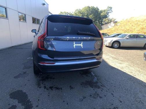 2026 Volvo XC90 B6 Ultra 7-Seater