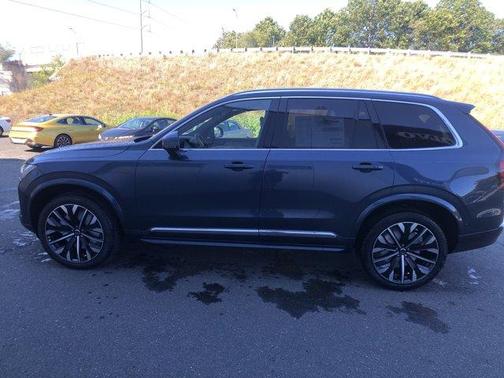 2026 Volvo XC90 B6 Ultra 7-Seater