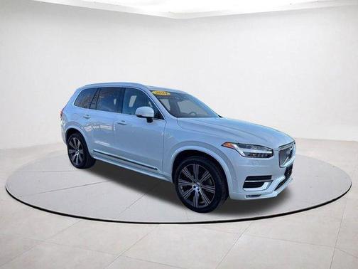 2024 Volvo XC90 B6 Ultimate Bright Theme 7-Seater