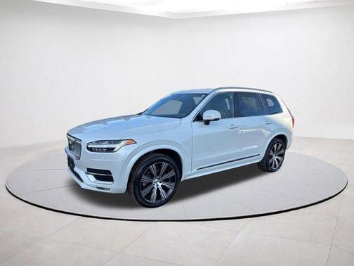 2024 Volvo XC90 B6 Ultimate Bright Theme 7-Seater