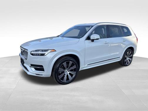 2024 Volvo XC90 B6 Ultimate Bright Theme 7-Seater
