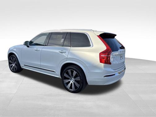2024 Volvo XC90 B6 Ultimate Bright Theme 7-Seater