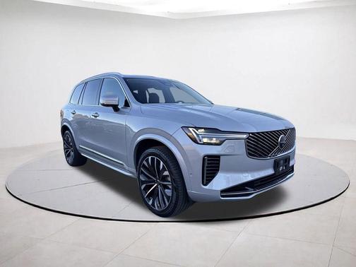 2025 Volvo XC90 B6 Plus 7-Seater