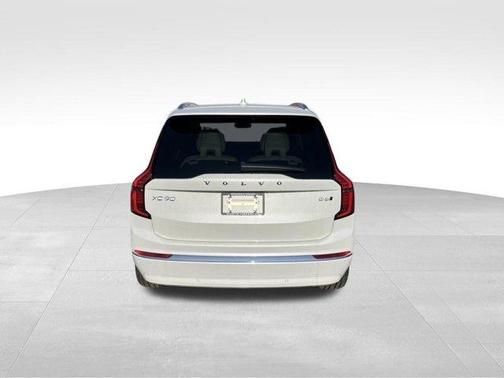 2026 Volvo XC90 B6 Ultra 7-Seater