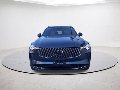 2025 Volvo XC90 PLUS