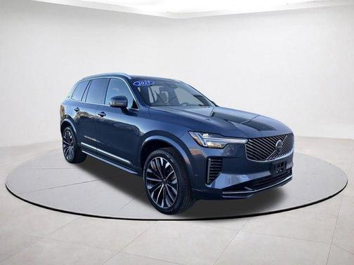 2025 Volvo XC90 PLUS