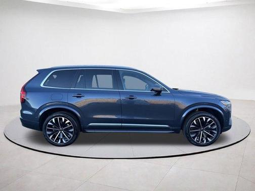 2025 Volvo XC90 PLUS