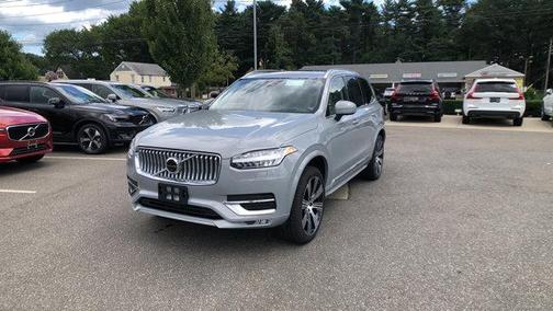 2025 Volvo XC90 B6 Ultra