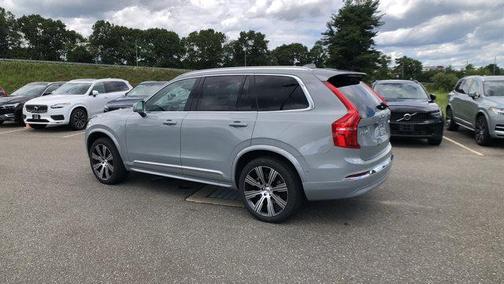 2025 Volvo XC90 B6 Ultra