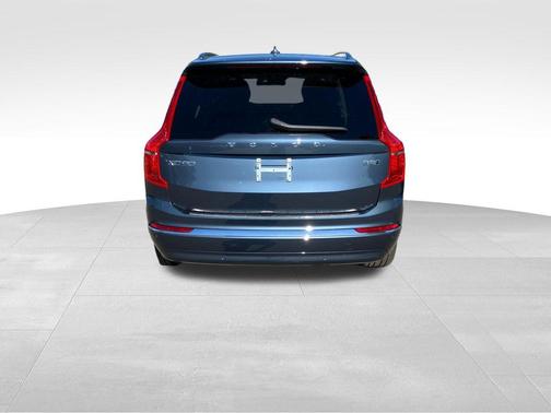 Denim Blue Metallic 2024 Volvo XC90 B5 Plus Bright Theme