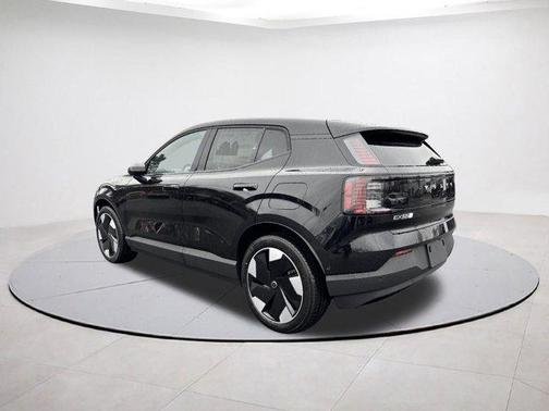 2026 Volvo EX30 Twin Motor Ultra