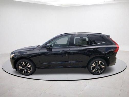 2026 Volvo XC60 B5 Core