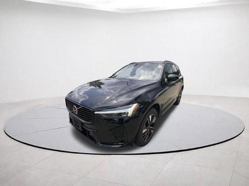2026 Volvo XC60 B5 Core